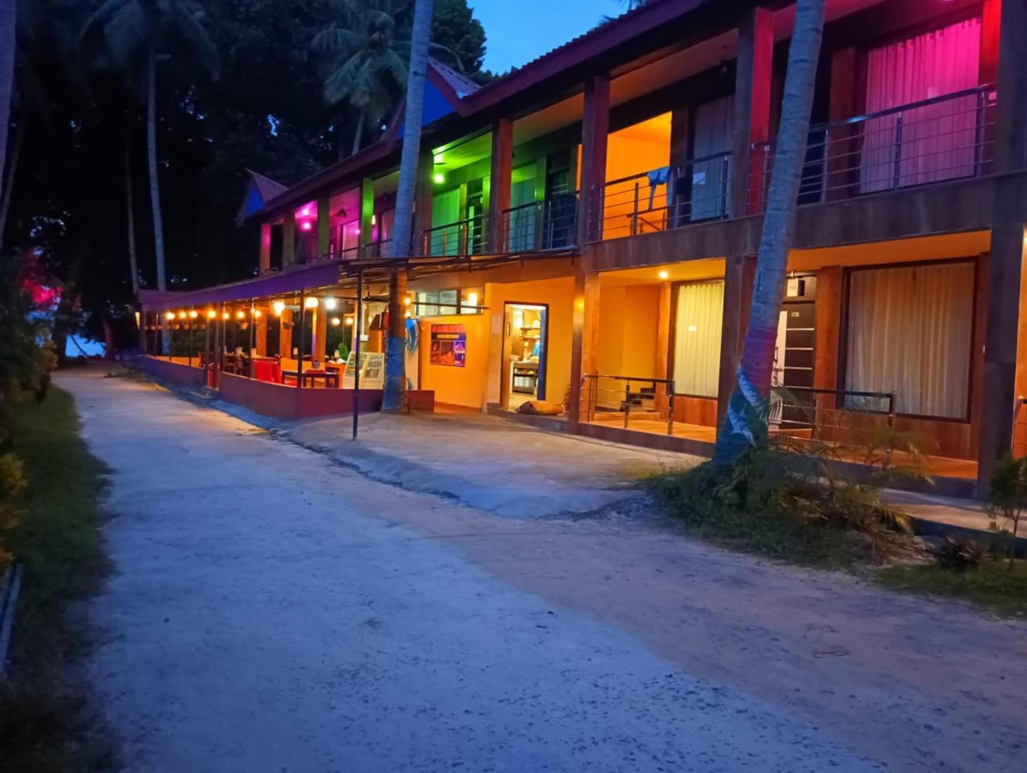 Gold India Beach Resort Govind Nagar Exteriör bild